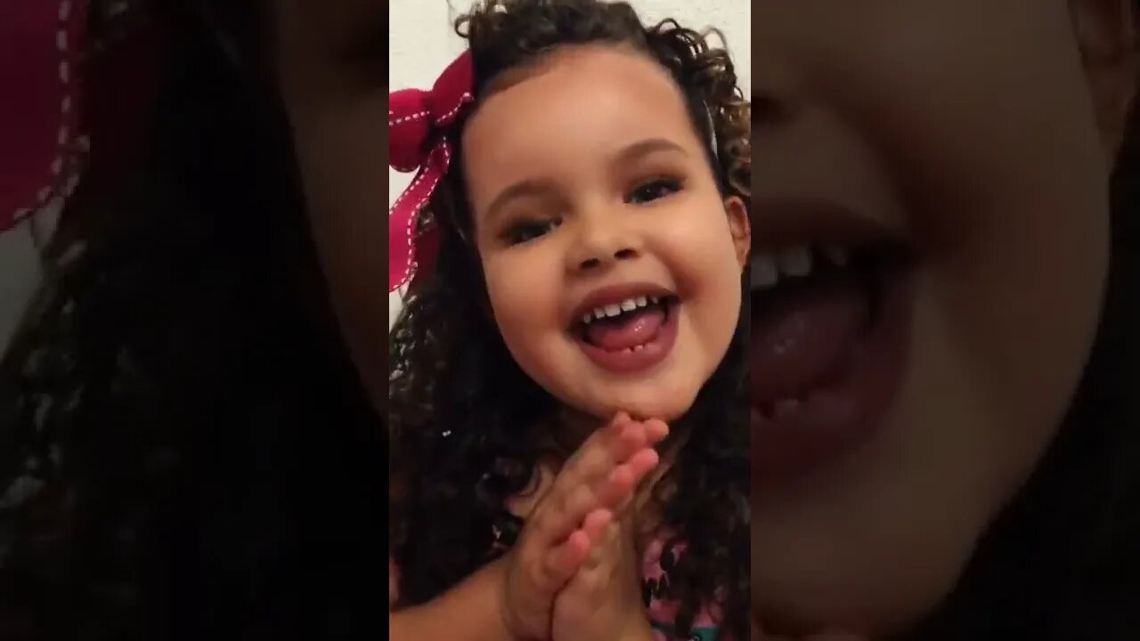 QUEM É A COISA GOSTOSA DA MAMAE ? #viral #meme #bebe #criança #mãeefilha #tiktok #shorts