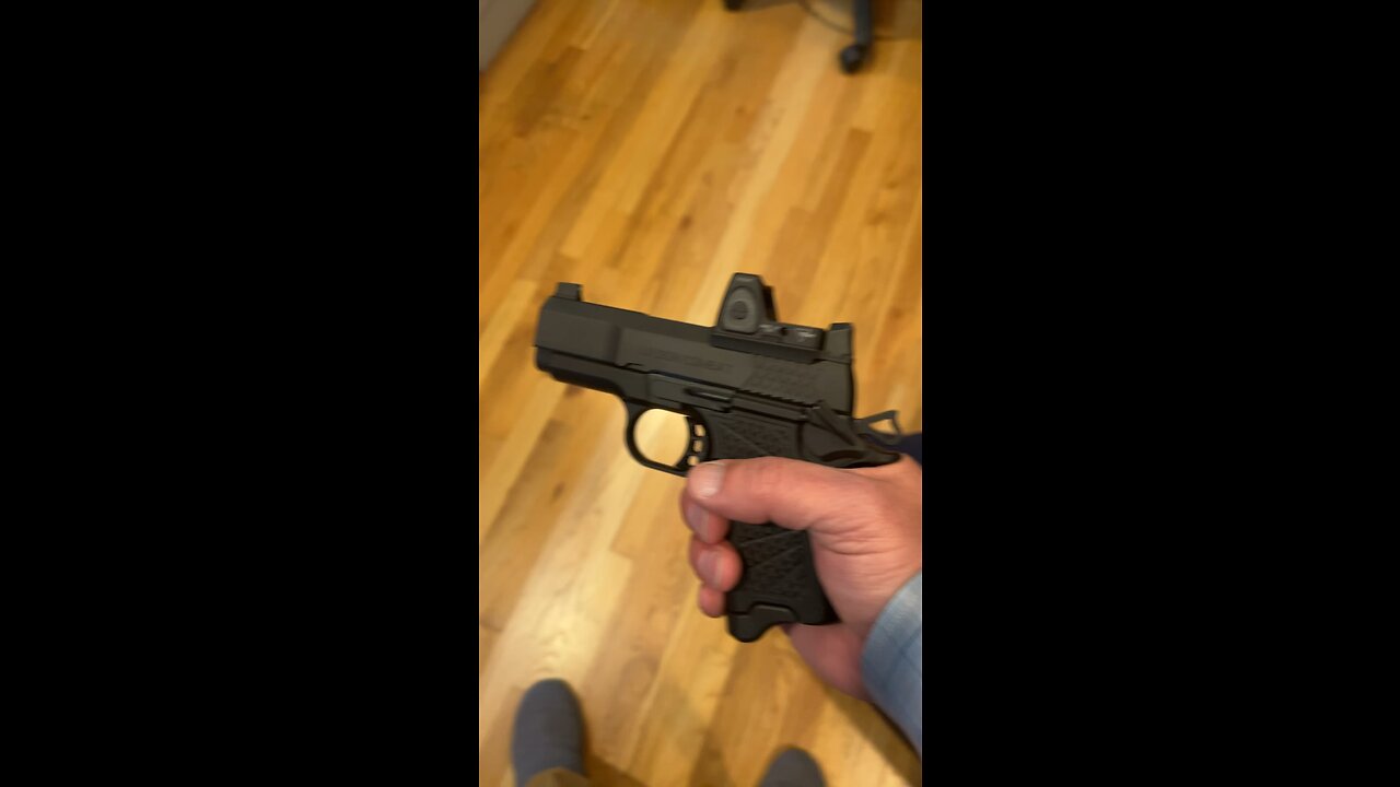 Wilson Combat SFX9 new red dot