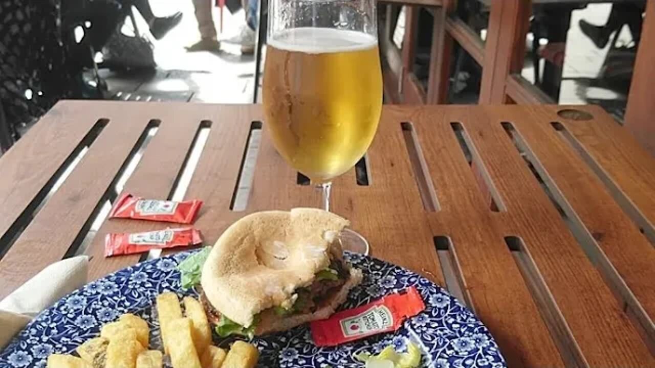 Burger 🍔 , Beer 🍻 & Chat After The Gym