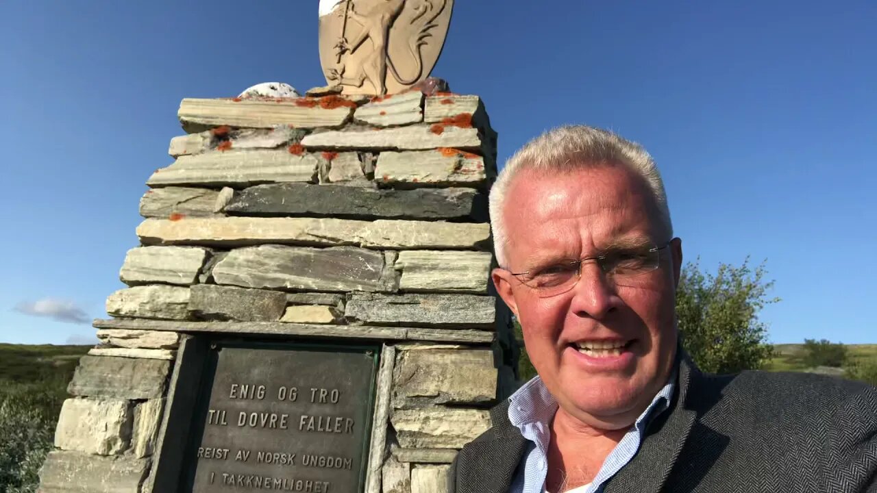 Enige og tro. Til Dovre faller!