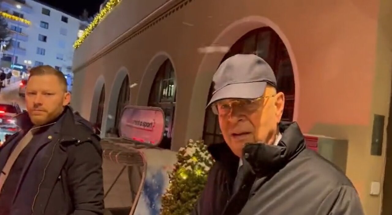 Klaus Schwab Retreats from Reporter