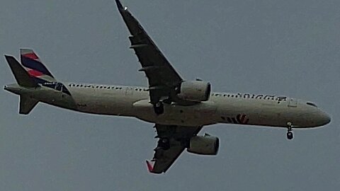 Airbus A321NEO PS-LBL coming from Guarulhos to Fortaleza
			