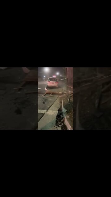Hit and Run Crushed Minivan 🚚💥 #shorts #dashcams #truck