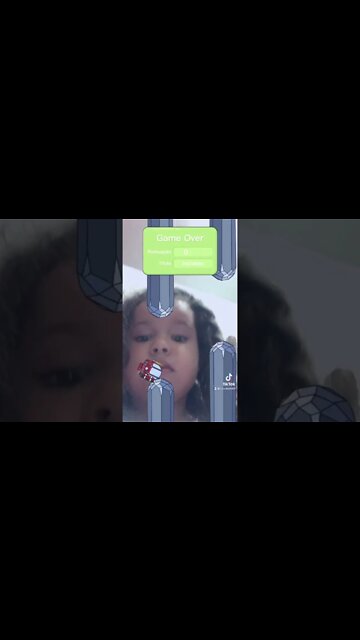 JOGANDO COM O NARIZ E A CABECA - [ VIREI MEME ] #shorts #linda #bebe