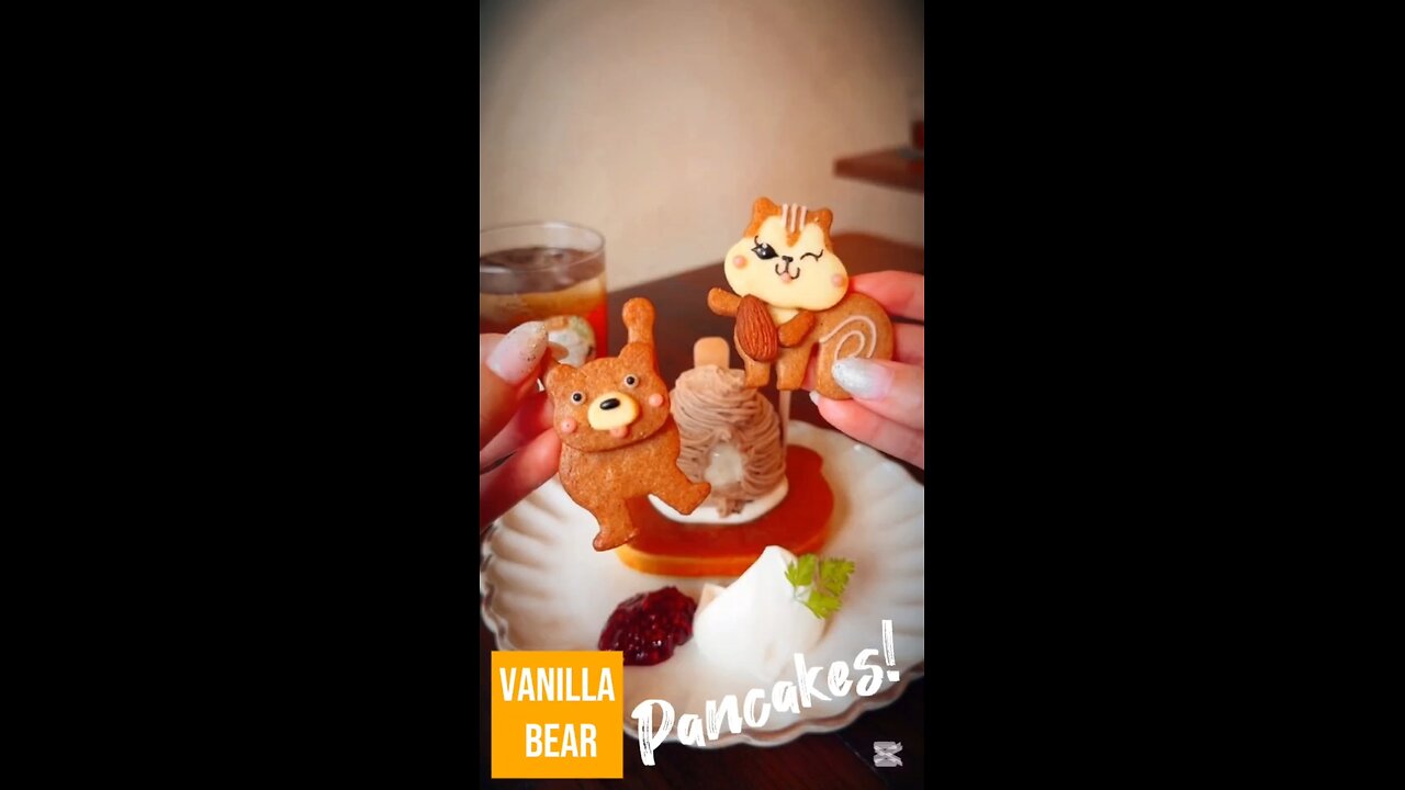 Delicious Bear 🐻 Pancakes who wants a bite?