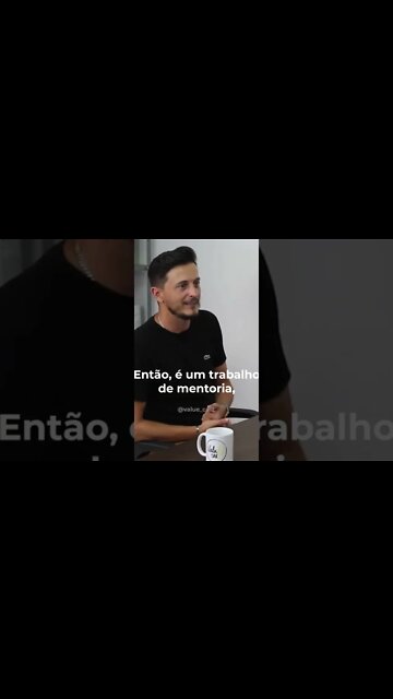 Como deve ser o desenvolvimento profissional dentro das empresas #shorts #podcast #mudançadehabito