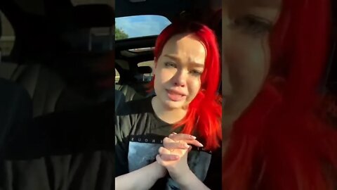 MEN ARE PEEPING ON WOMAN CHANGING