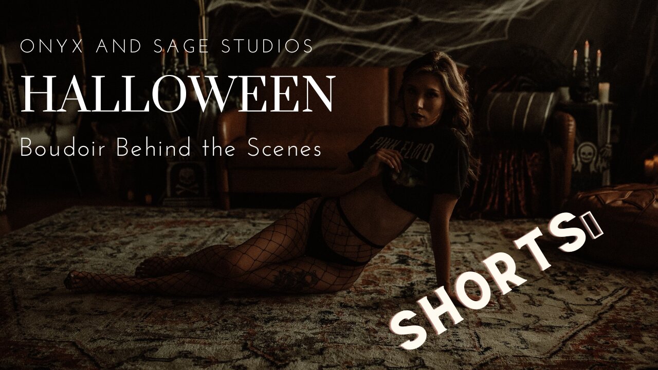 Boudoir Photoshoot Behind the scenes | Halloween Boudoir Photography 🎃