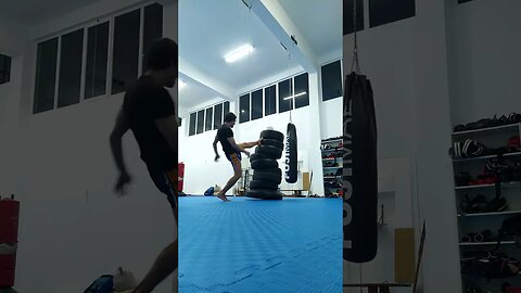 Kick The Bag (40)