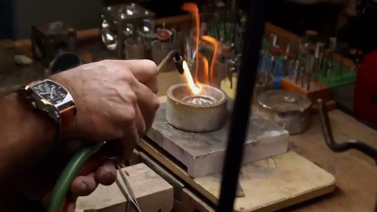 Making a HUGE 5 Carat Sapphire Ring by Hand – STUNNING!