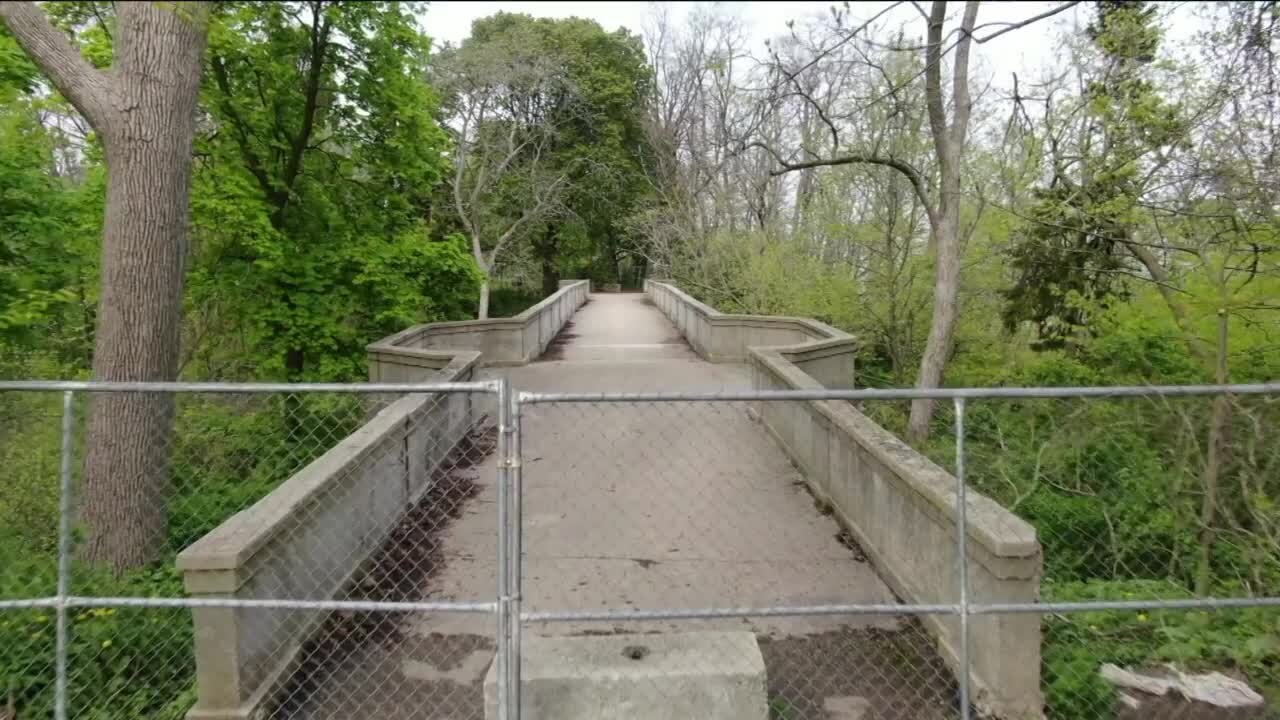 Supervisors to debate using emergency funding to save Lake Park bridge