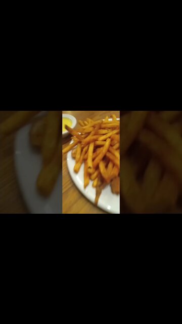 Seafood wings and onion rings 😋#seafood #seafoods #wings #wing #chickenrecipe #fried #breakfast