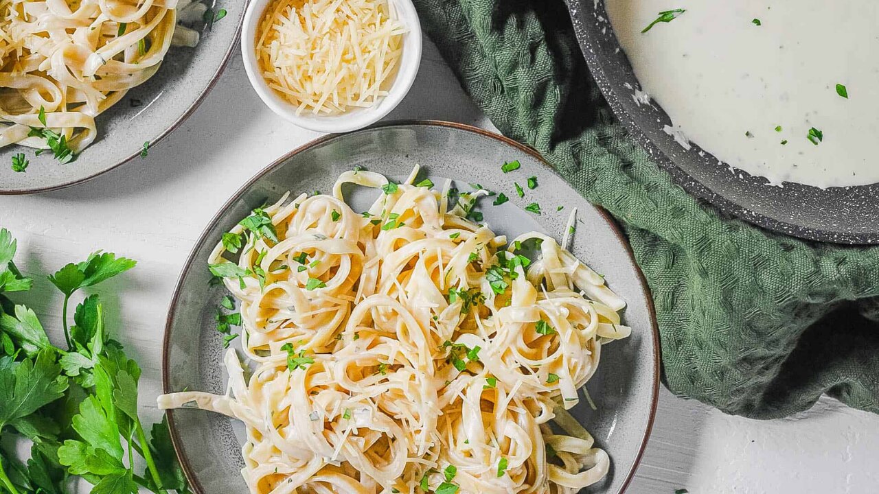 15 Minute Alfredo Sauce