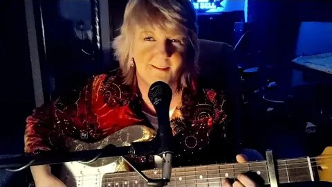 Lights- Journey live guitar cover by Cari Dell-female lead guitarist