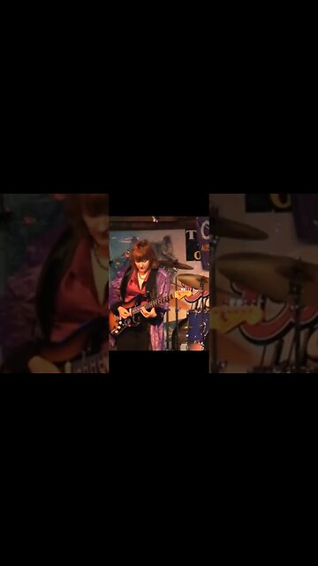 Lenny-Stevie Ray Vaughan cover by Cari Dell- Female lead guitarist