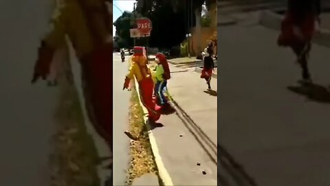 PASSINHOS DO FOFÃO, PATATI, O MÁSKARA E HOMEM-ARANHA DANÇANDO NA CARRETA DA ALEGRIA, LIKE