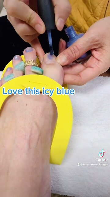 Pedi of the Day💅🏻