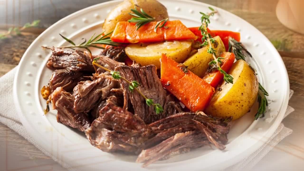 What's for Dinner? - Easy Slow Cooker Pot Roast