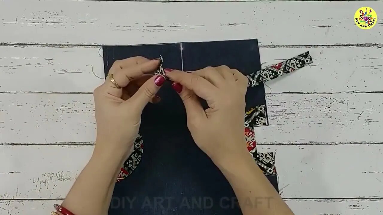 Easy Technique To Make This Cute Hand Bag At Home