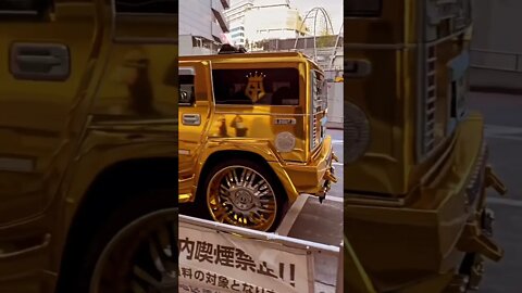 golden cars