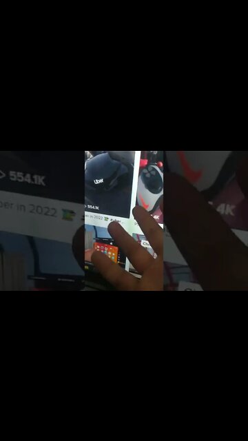 já viram esse Xbox séries Z?