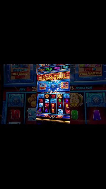 Massive Winning Slot Machine Mega Vault in Las Vegas! #slots