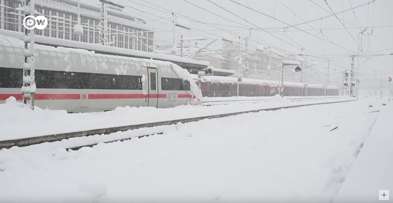 Snow causes serious disruptions on major roads in Germany