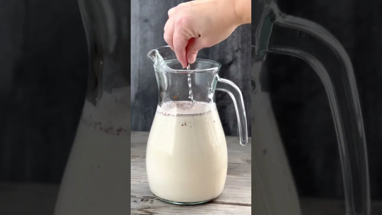 How to Make Copycat Rum Chata at home! --iambaker.net