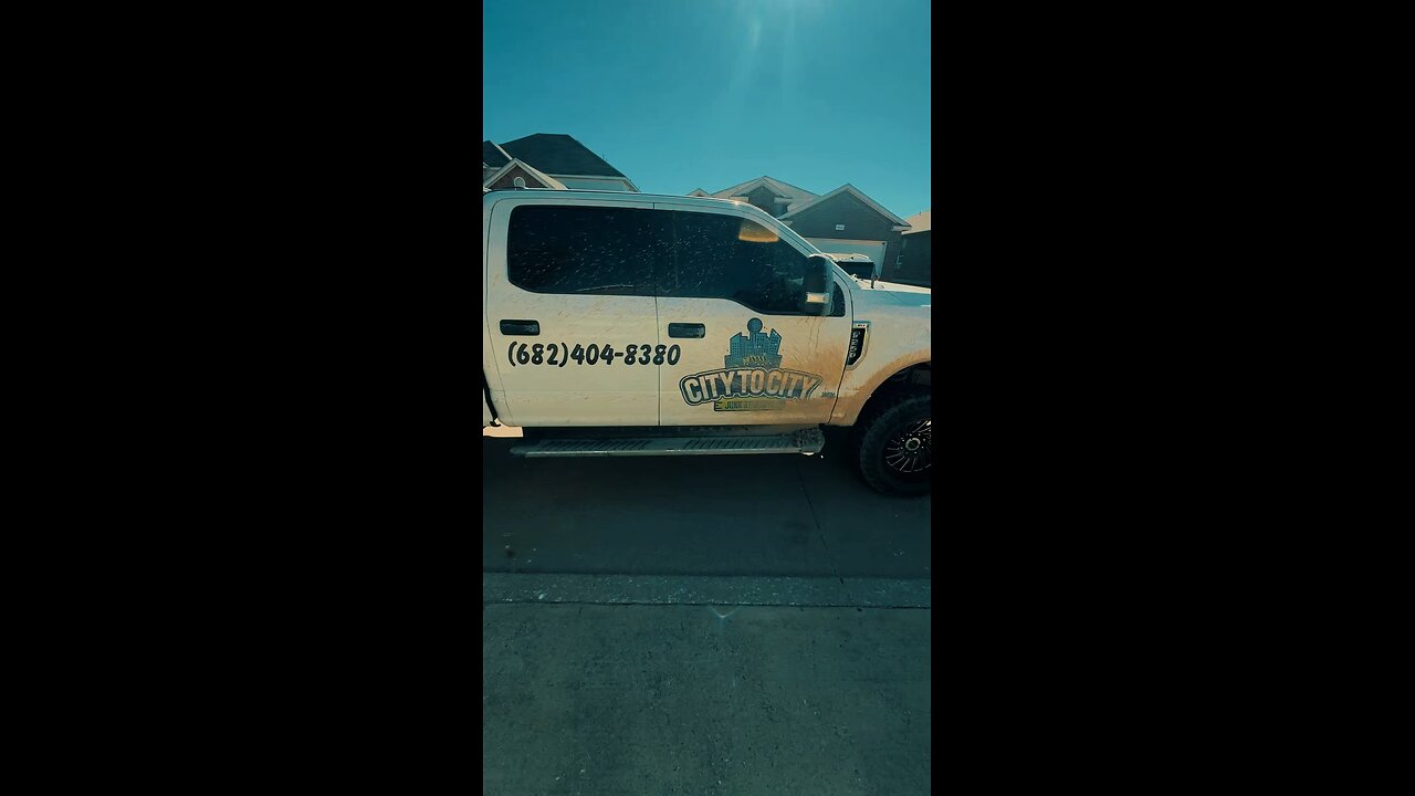 Fast Curbside Trash Removal for a Move in Lake Worth, TX (76135)