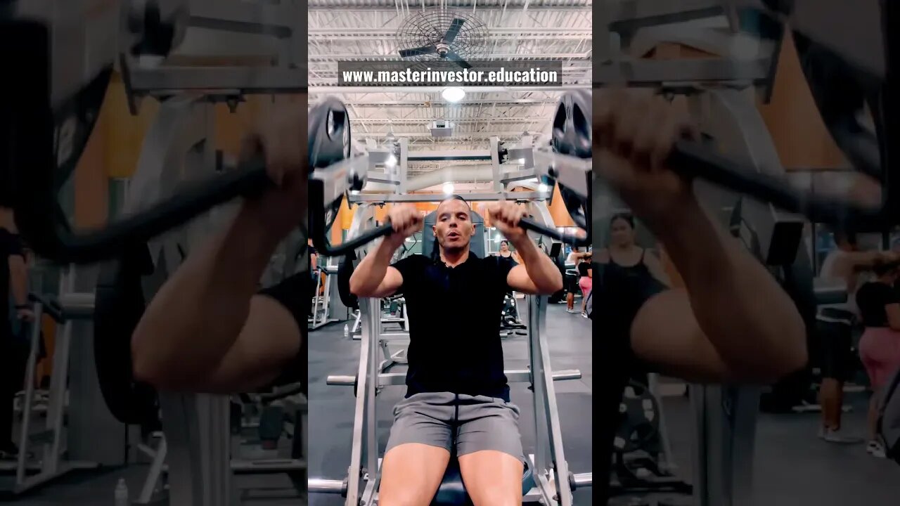 How to get rich even while working out? MASTER INVESTOR #shorts #cashflow