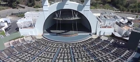 Hollywood Bowl cancels entire season