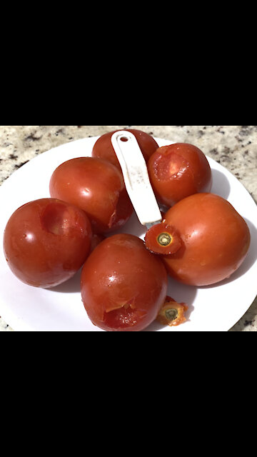 Easily remove tomato cores without mangling it