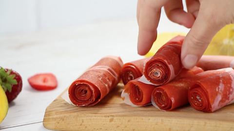 Homemade Healthy Fruit Roll Ups