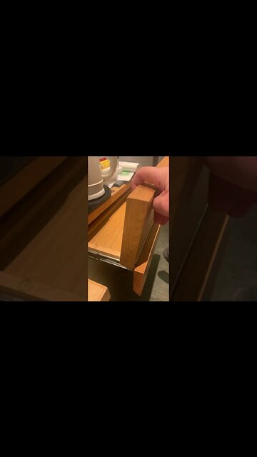 延伸桌子寬度的抽屜 1/2