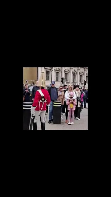 Foot solider foot stamp turn #horseguardsparade