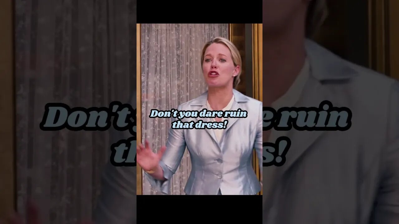 đŠđŠđŠt happens đ #bridesmaids #mayarudolf #kristenwig #foodpoisoning #whenyougottago
