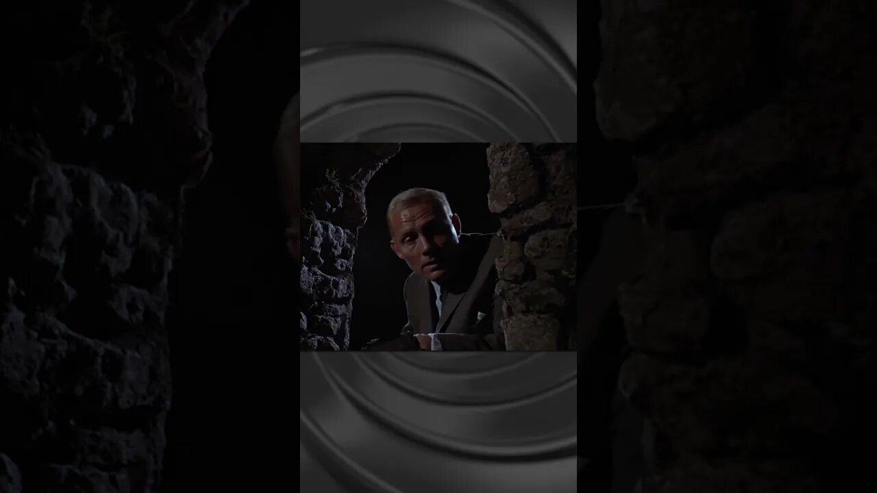 James Bond vs Red Grant in From Russia With Love