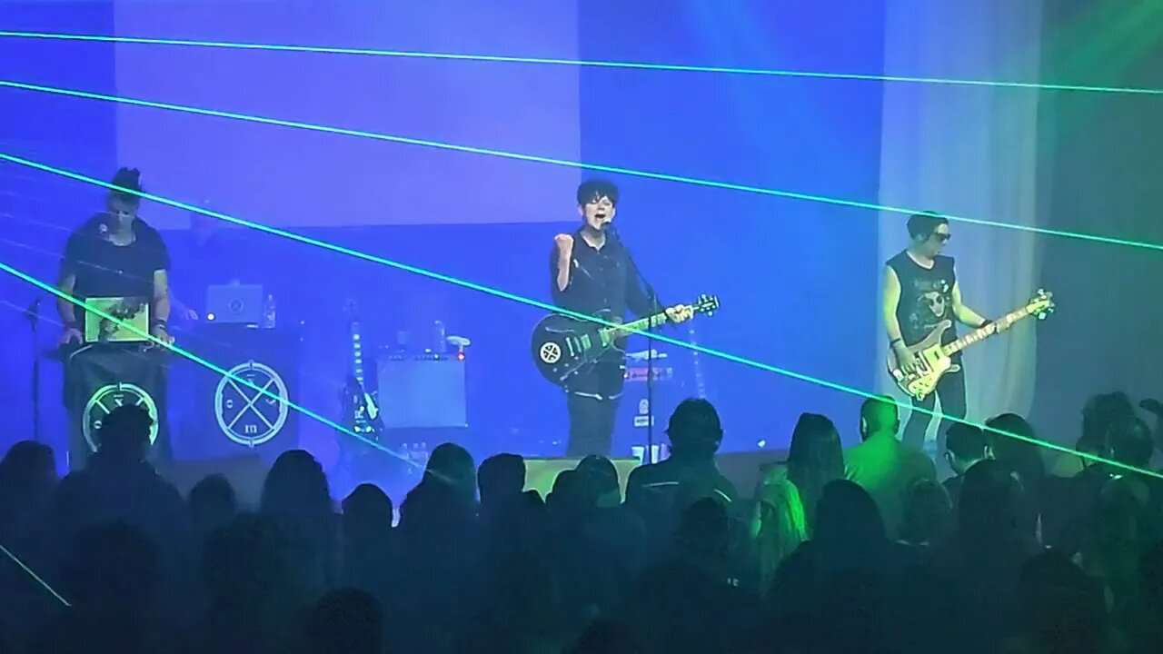 Clan of Xymox in Houston song Spider on the Wall