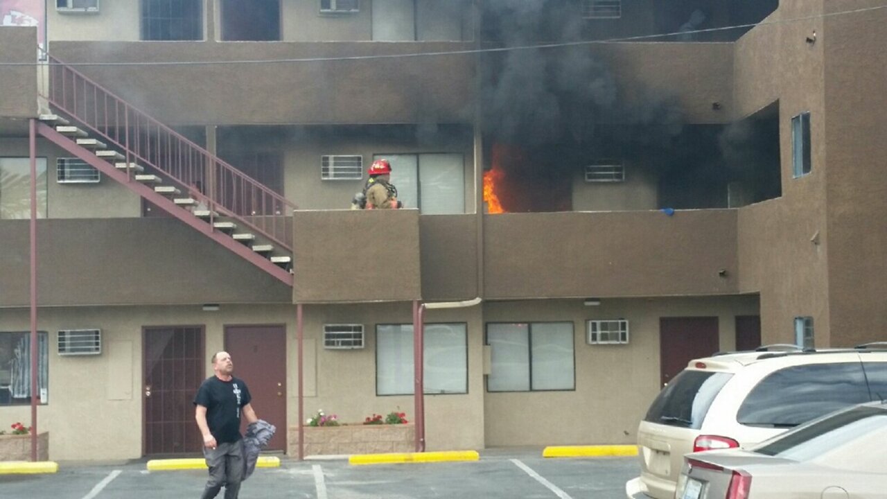 Fire erupts at downtown Las Vegas apartments; residents question fire extinguishers