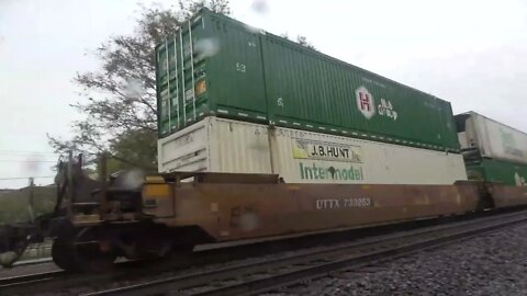 Westbound Intermodal at Huntingdon