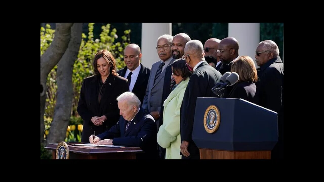 President Biden signs the Emmett Till anti-lynching law