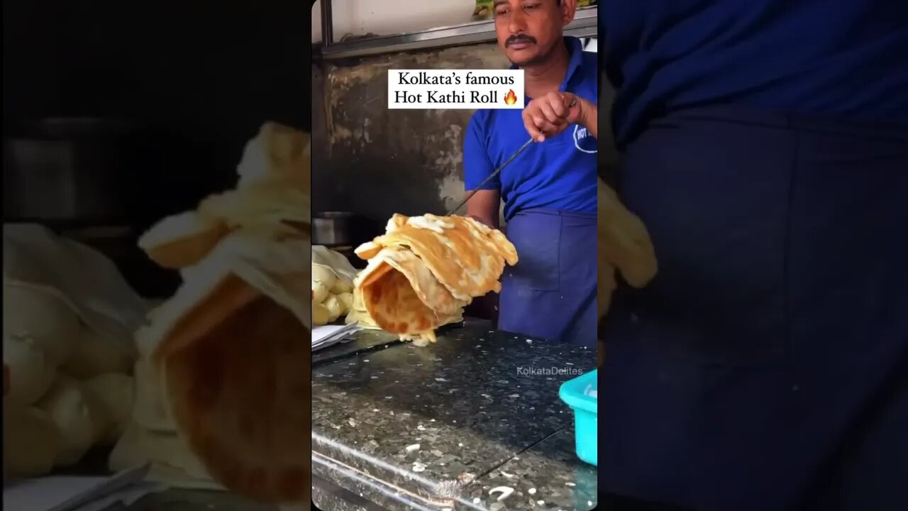 Kolkata most famous kathi roll#indianstreetfood #youtubeshorts #shortsviral #subcribemychannel #food