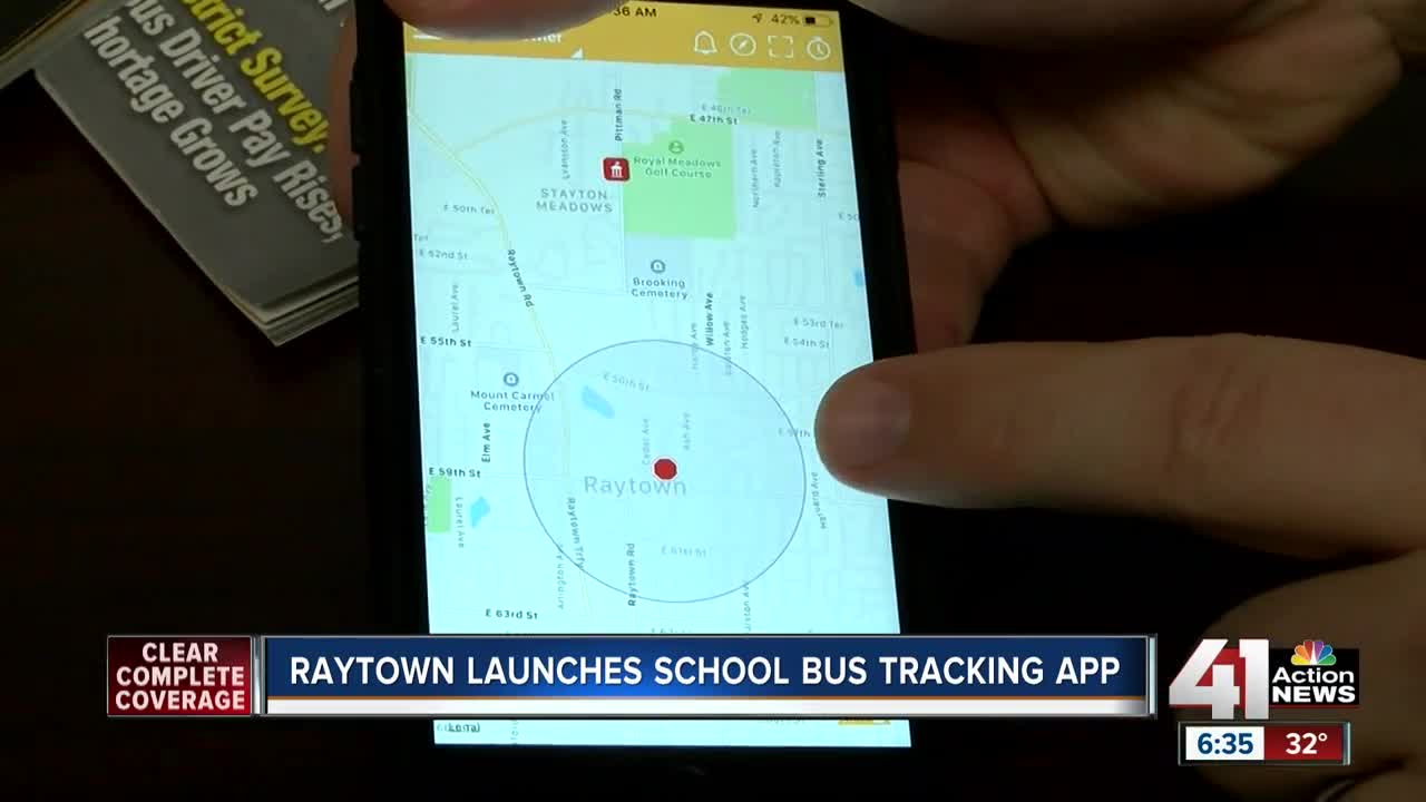 Raytown school district rolls out 'Here Comes the Bus' app