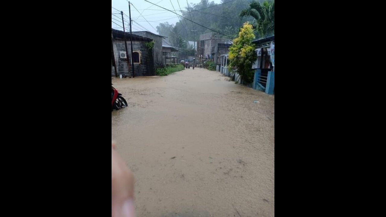 There are no safe roads in Manado anymore