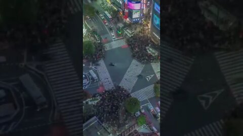 Crossing the street in Tokyo