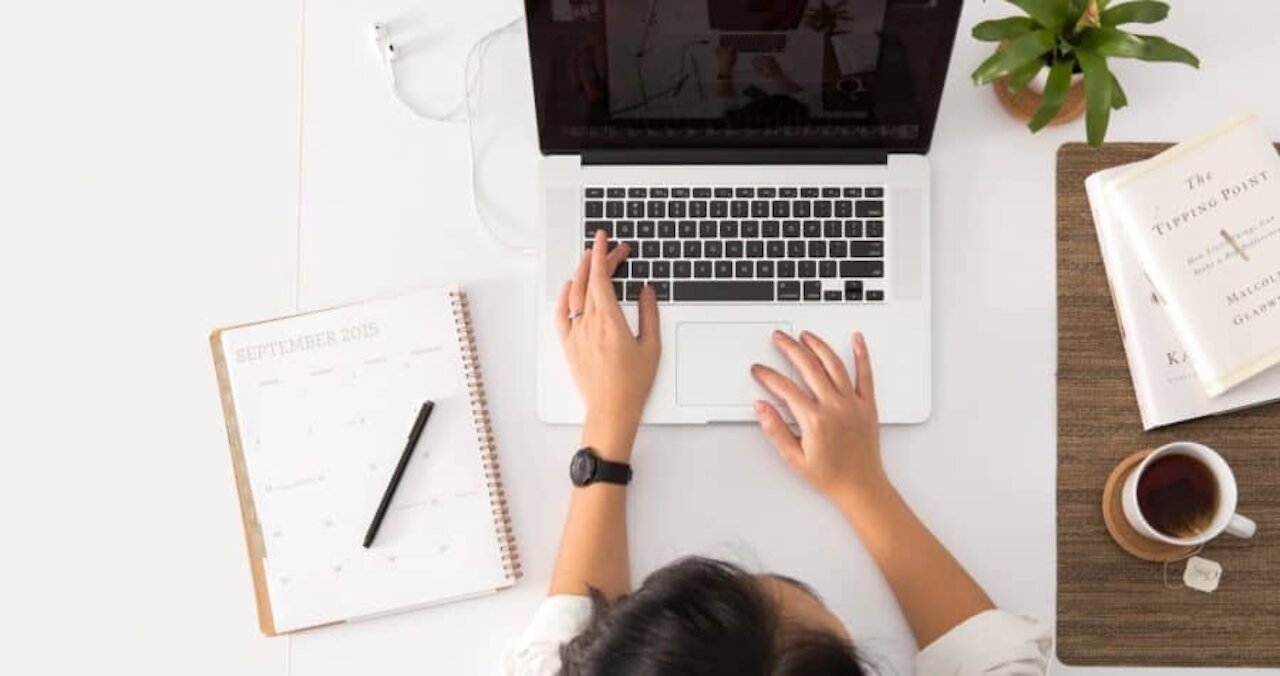 How to design your dream life with an online business