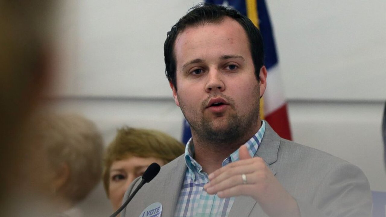 MOMENTS AGO: Josh Duggar released from jail ahead of child porn trial