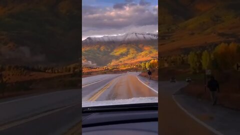 Driving into a sea of gold 🍂 fall in Colorado in unmatched.😱 #shorts