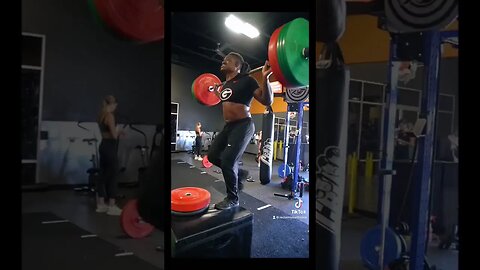 3 reasons why you shouldn’t cuff party girls 👑