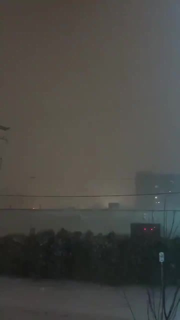 Winter storm brings thundersnow to Cleveland